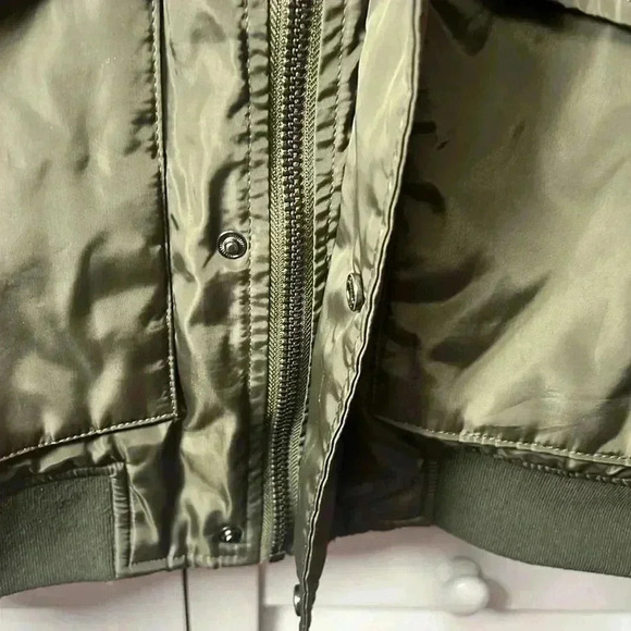 Aeropostale Puffer Bomber Jacket Size Large Olive Green - Picture 5 of 12